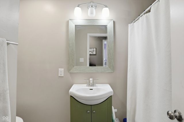 1860 Churchill Road, Franklin, IN 46131