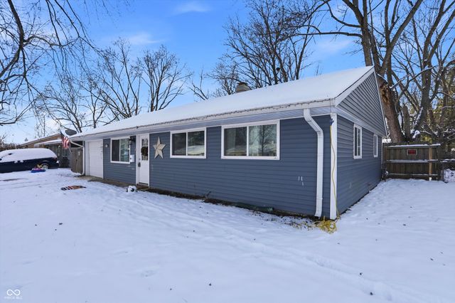 1860 Churchill Road, Franklin, IN 46131