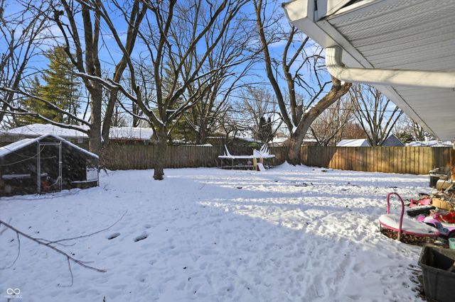 1860 Churchill Road, Franklin, IN 46131