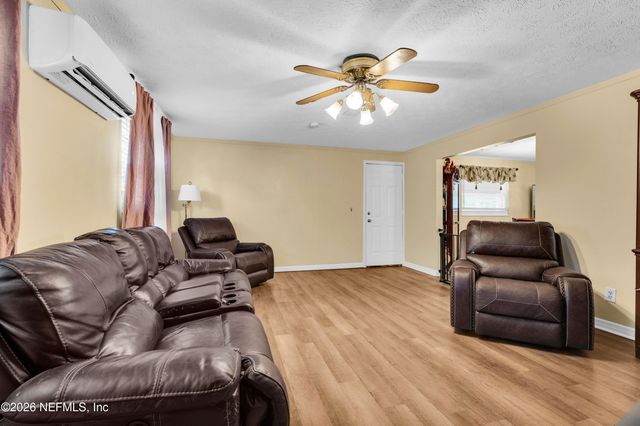 11524 PRINCESSA Lane, Jacksonville, FL 32218