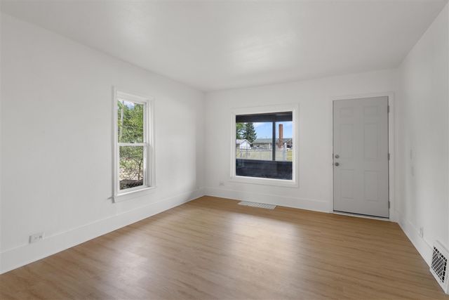 7 Avenue B, Battle Creek, MI 49037