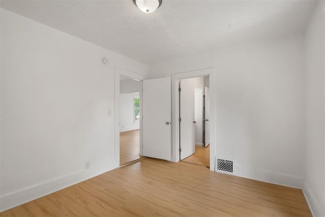 7 Avenue B, Battle Creek, MI 49037