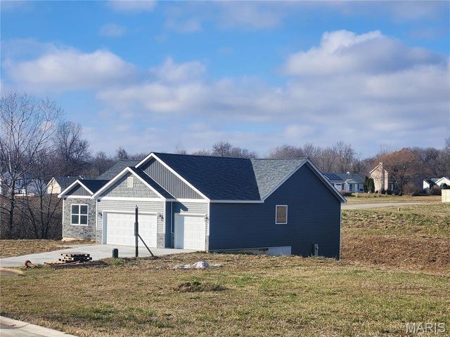 9105 Birchwood Court, Fairview Heights, IL 62208