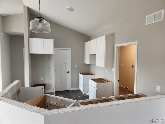 9105 Birchwood Court, Fairview Heights, IL 62208