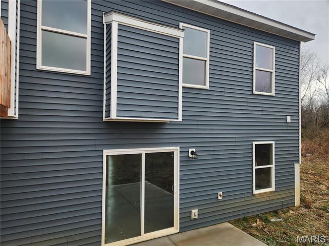 9105 Birchwood Court, Fairview Heights, IL 62208