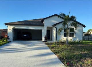 1073 SW Benchor Avenue, Port St Lucie, FL 34953