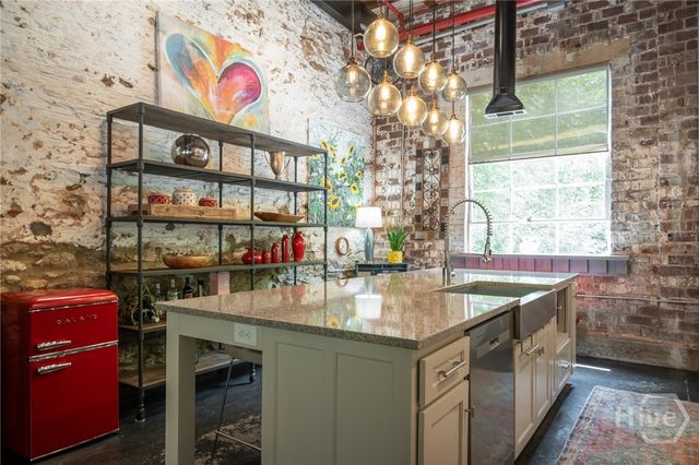 585 White Circle 32, Athens, GA 30605