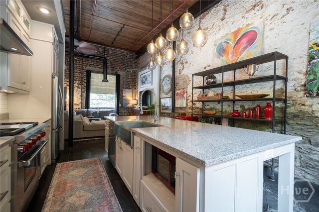 585 White Circle 32, Athens, GA 30605