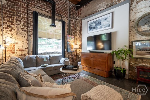 585 White Circle 32, Athens, GA 30605