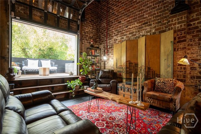 585 White Circle 32, Athens, GA 30605
