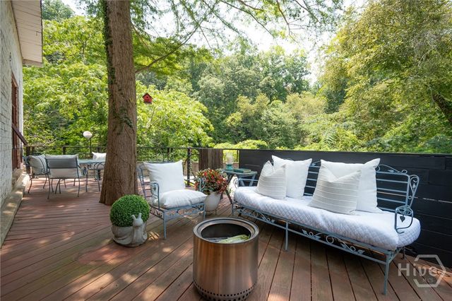 585 White Circle 32, Athens, GA 30605