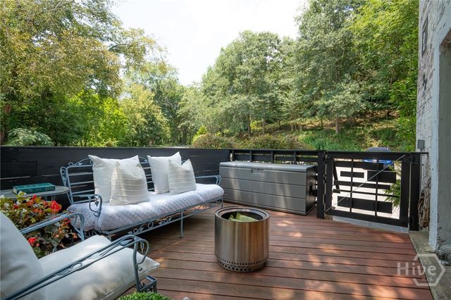 585 White Circle 32, Athens, GA 30605