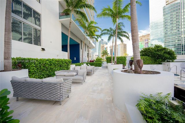 1300 Brickell Bay Dr 1601, Miami, FL 33131
