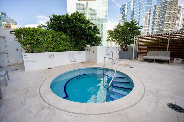 1300 Brickell Bay Dr 1601, Miami, FL 33131
