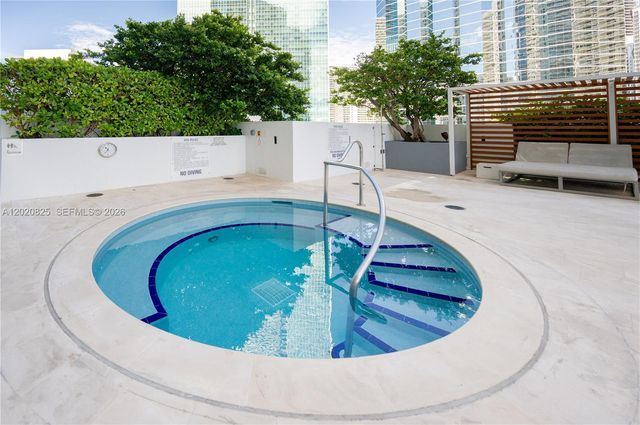 1300 Brickell Bay Dr 1601, Miami, FL 33131