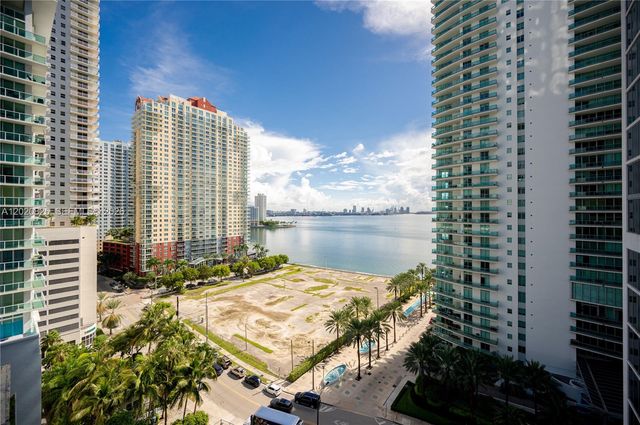 1300 Brickell Bay Dr 1601, Miami, FL 33131