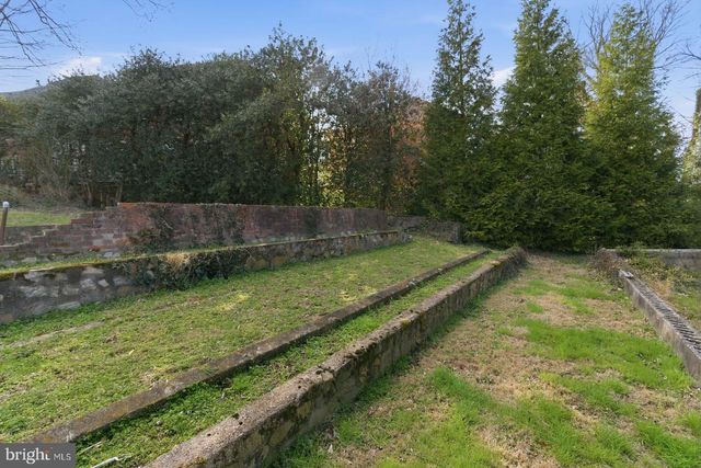 4464 N OLD GLEBE RD, Arlington, VA 22207