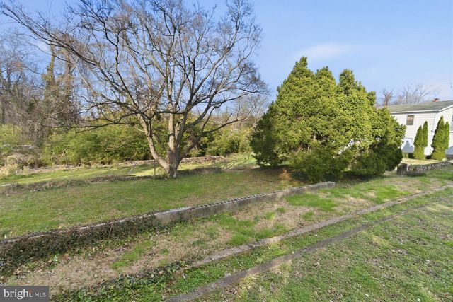 4464 N OLD GLEBE RD, Arlington, VA 22207