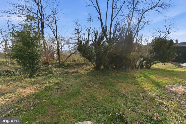 4464 N OLD GLEBE RD, Arlington, VA 22207