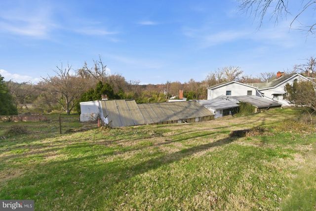 4464 N OLD GLEBE RD, Arlington, VA 22207