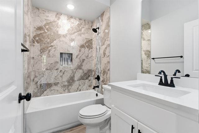 306 Sun Flower Court, Tolar, TX 76476