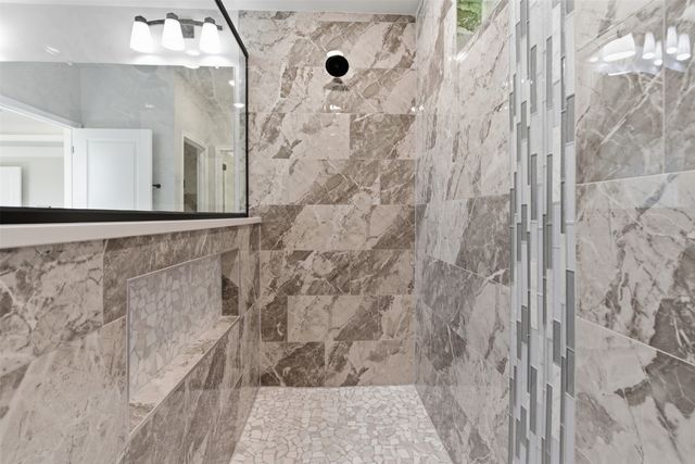 306 Sun Flower Court, Tolar, TX 76476