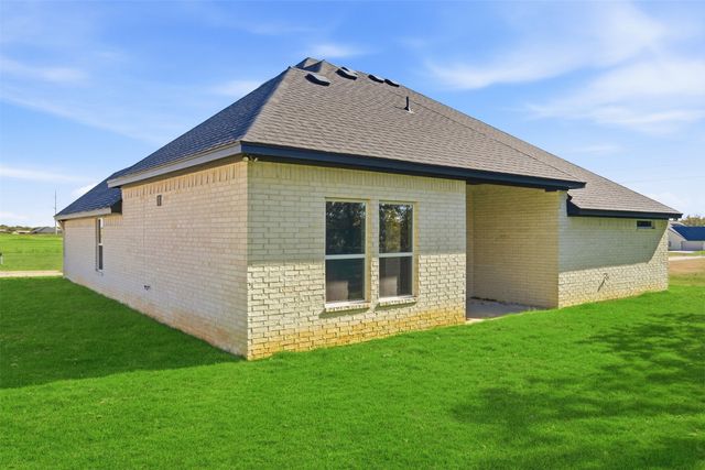 306 Sun Flower Court, Tolar, TX 76476