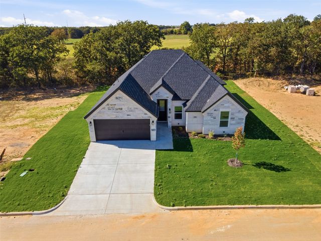 306 Sun Flower Court, Tolar, TX 76476