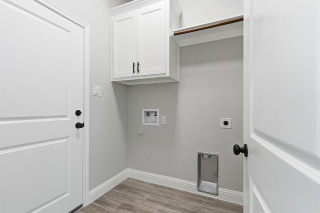 306 Sun Flower Court, Tolar, TX 76476