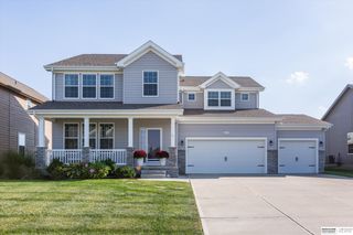21115 Castlerock Lane, Gretna, NE 68028