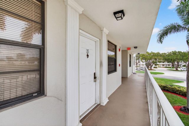 6049 Balboa Circle 205, Boca Raton, FL 33433