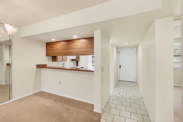 6049 Balboa Circle 205, Boca Raton, FL 33433