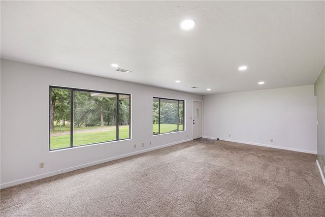 826 E 164 Highway, Dover, AR 72837