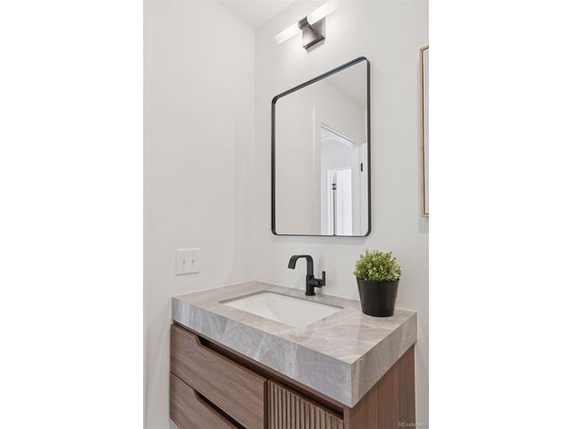 1494 W Lake Ave, Littleton, CO 80120