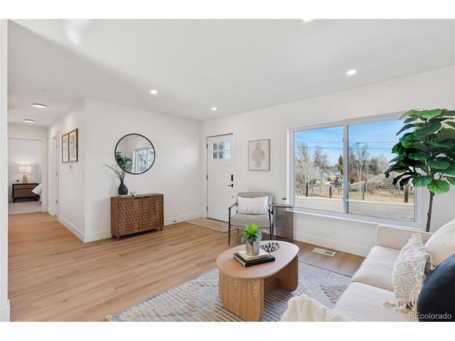 1494 W Lake Ave, Littleton, CO 80120