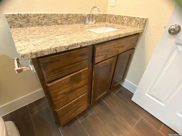 723 S San Bernardo Ave, San Antonio, TX 78237