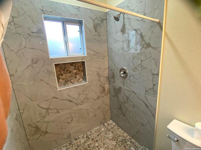 723 S San Bernardo Ave, San Antonio, TX 78237