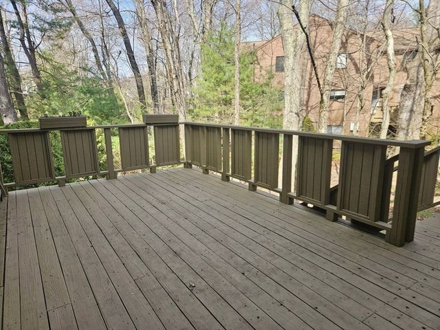 29 Treetop Park 29, Westborough, MA 01581