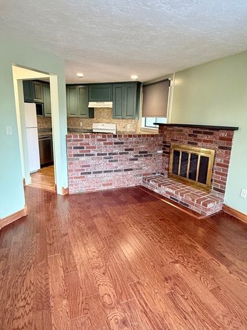 29 Treetop Park 29, Westborough, MA 01581
