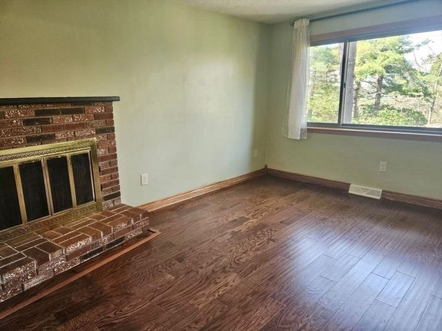 29 Treetop Park 29, Westborough, MA 01581