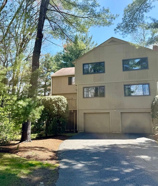 29 Treetop Park 29, Westborough, MA 01581