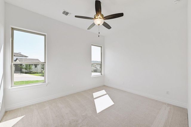 905 CRESTONE STREAM DR, Austin, TX 78738