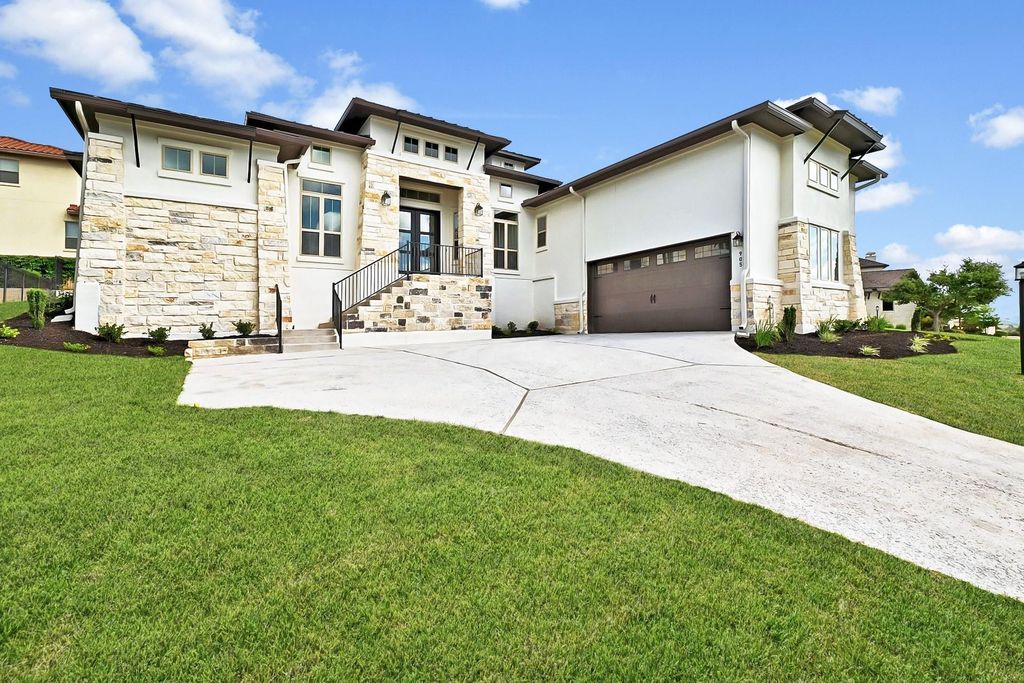 905 CRESTONE STREAM DR, Austin, TX 78738