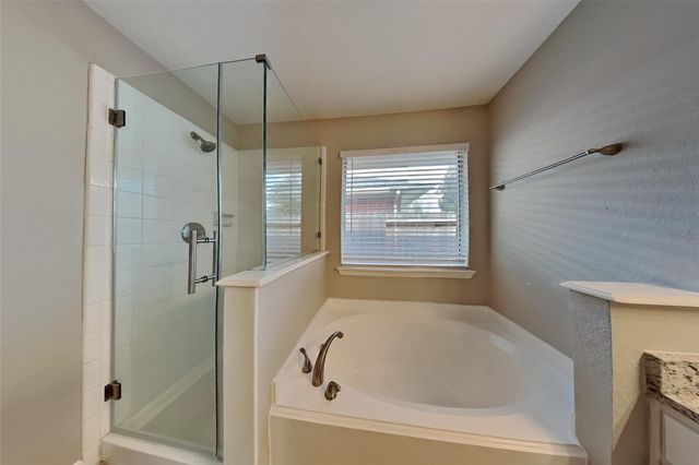 32331 Summer Park Lane, Conroe, TX 77385