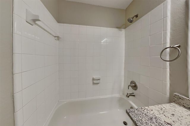 32331 Summer Park Lane, Conroe, TX 77385