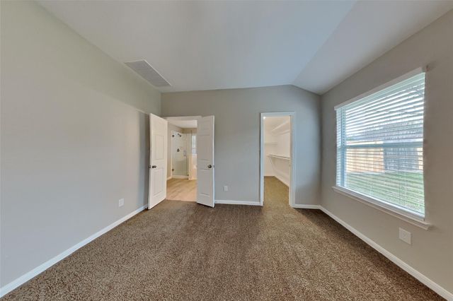 32331 Summer Park Lane, Conroe, TX 77385