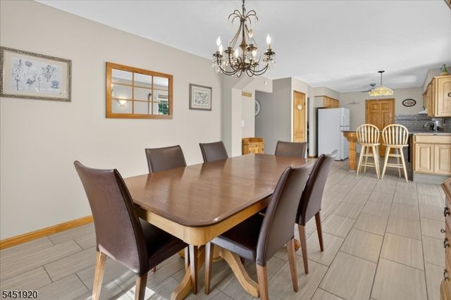 6 Dumont Round, Hillsborough Twp., NJ 08844