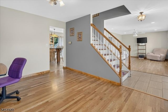 6 Dumont Round, Hillsborough Twp., NJ 08844