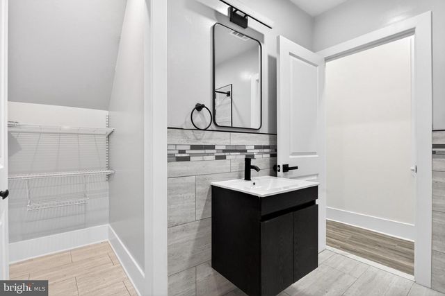 1808 W SUSQUEHANNA AVE, Philadelphia, PA 19121