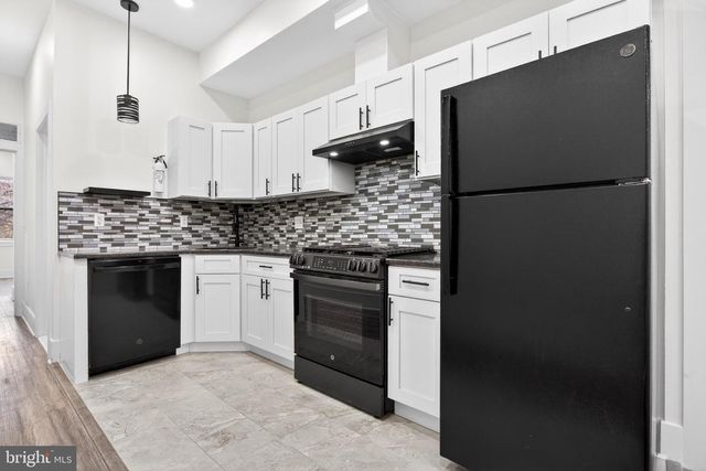 1808 W SUSQUEHANNA AVE, Philadelphia, PA 19121